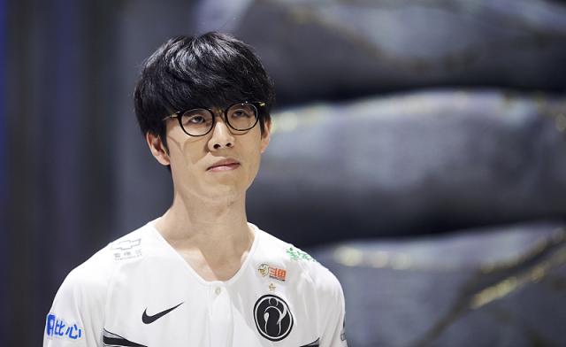 知名解说分析预测TI10结果：看好sadboys和SMG