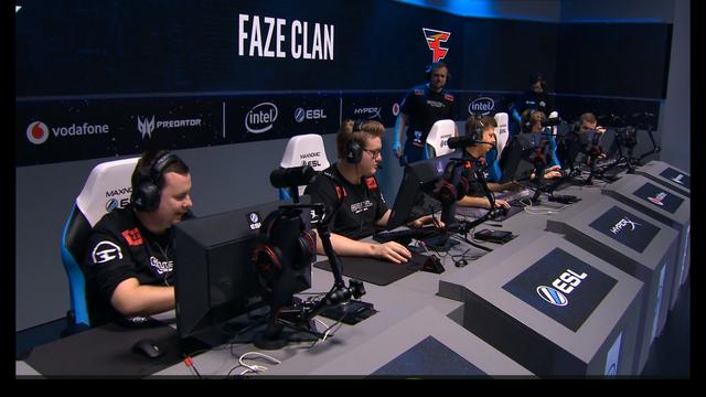 r3salt ：选手需要在RMR期间亲自设计签名贴纸