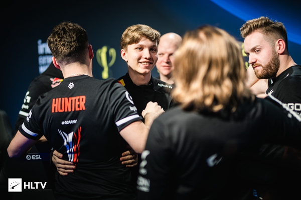 也是两年！BLG官方：和ELK续约到2026年